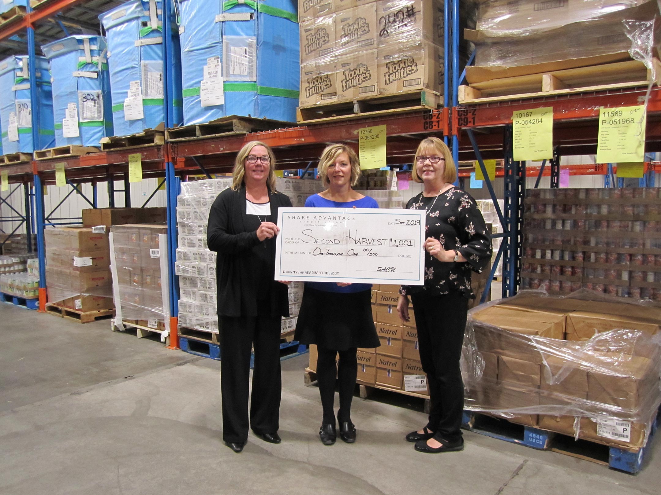 Second Harvest Food Bank Donation 2019 Share Advantage Credit Union Duluth, Minnesota