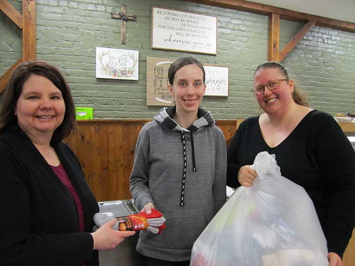 Union Gospel Mission Duluth Sock Donation from Share Advantage Credit Union MN 2020